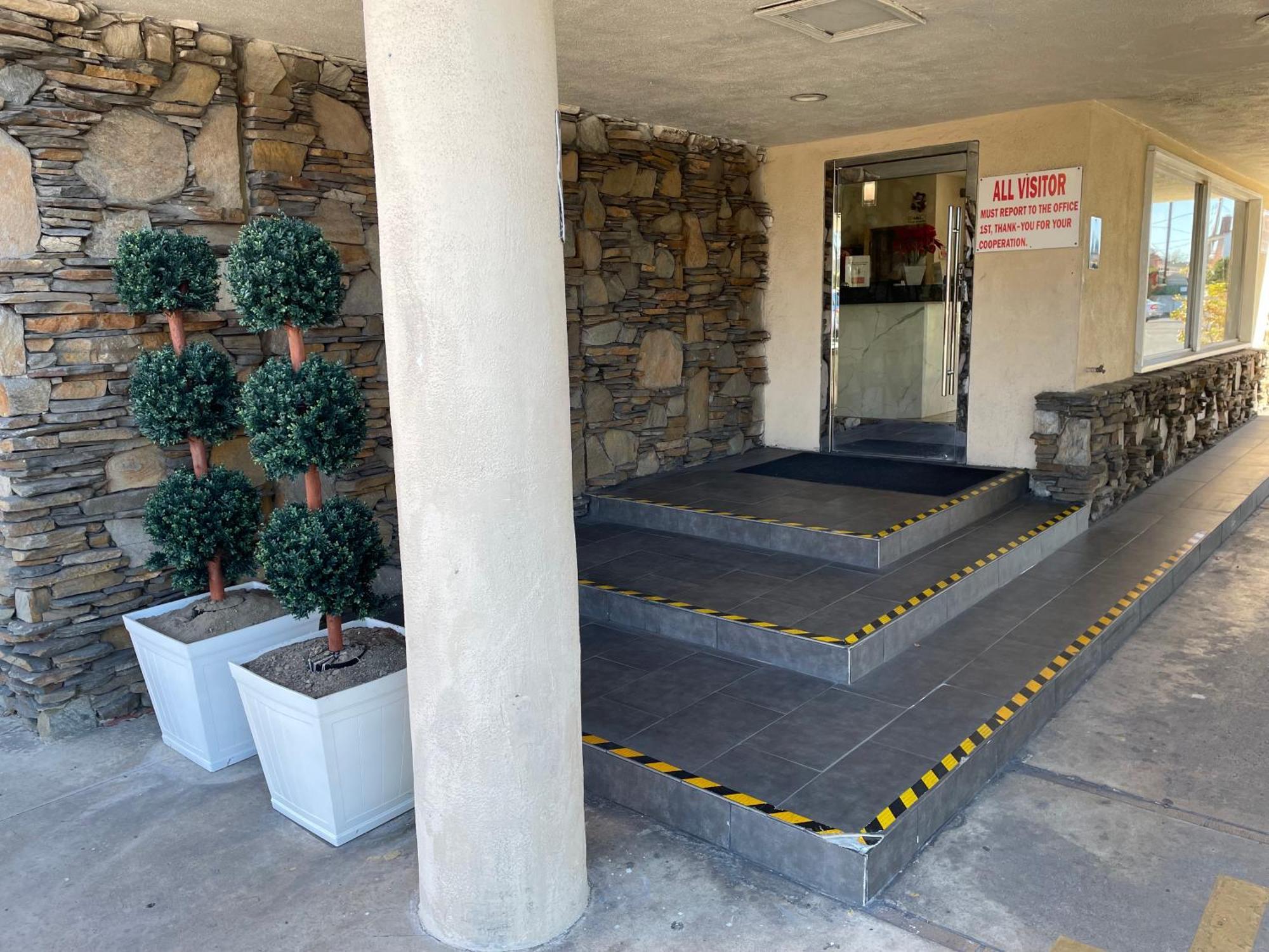 Grand Inn Φούλερτον Εξωτερικό φωτογραφία