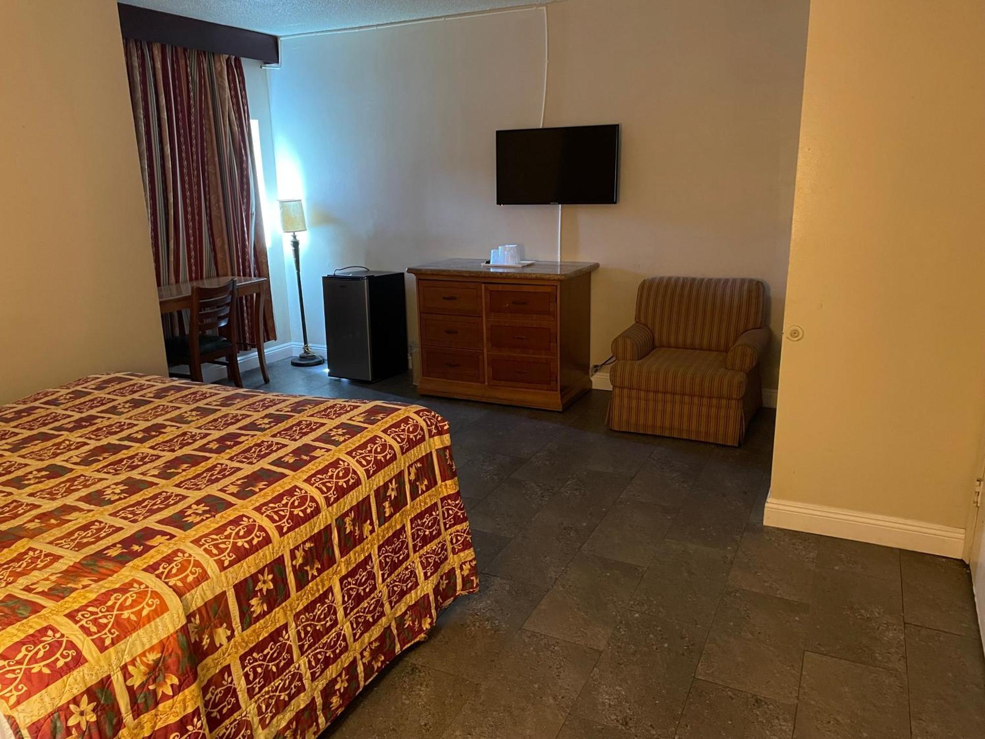 Grand Inn Φούλερτον Εξωτερικό φωτογραφία