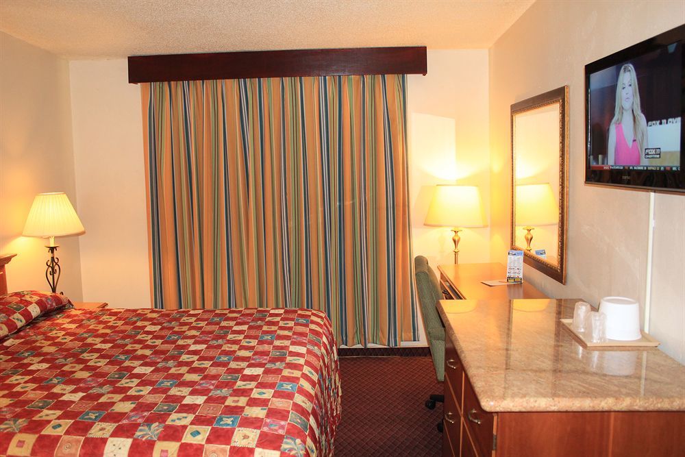 Grand Inn Φούλερτον Εξωτερικό φωτογραφία