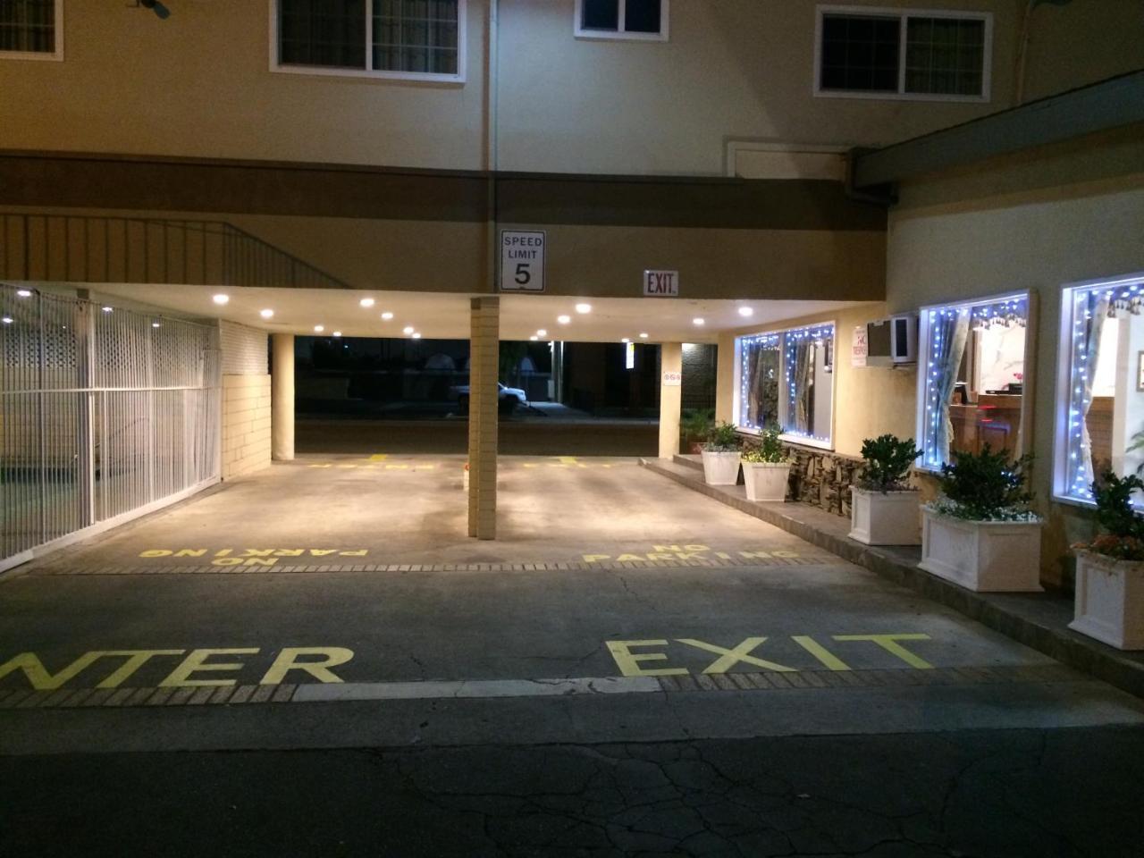 Grand Inn Φούλερτον Εξωτερικό φωτογραφία
